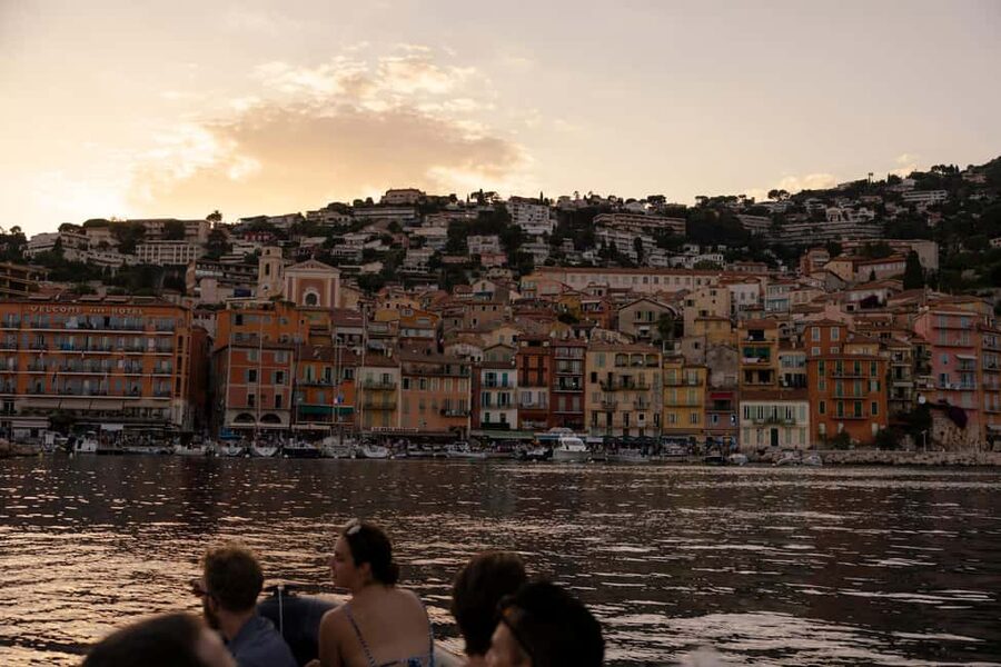 Nice: Sunset Boat Tour with Wine and Local Snacks - Wine, homemade Niçois food, and music