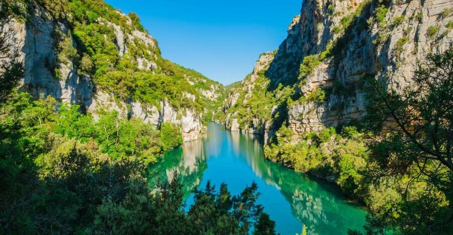 Nice: The Gorges du Verdon and Ste Croix Lake Full-Day Tour - The long ride through Haute Provence
