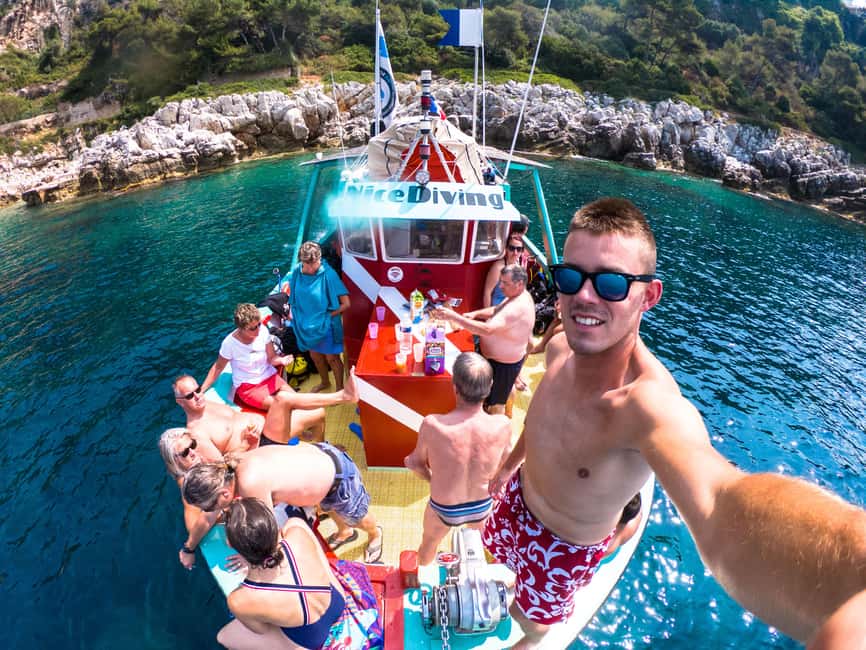 Nice : VIP sea tour with snorkeling & discover scuba - Ninety Minutes at the Mediterranean Sites