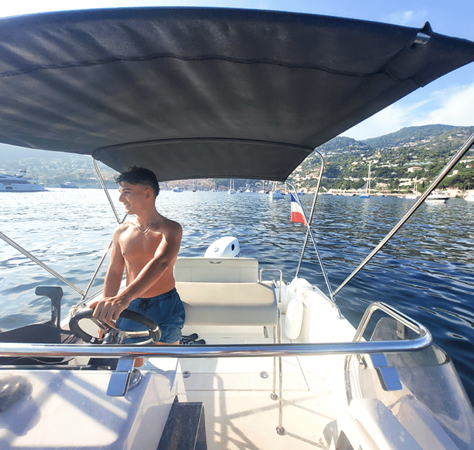 Nice: Visite privé en Bike & Boat 3h Villefranche-Cap ferrat - Promenade des Anglais and the waterfront