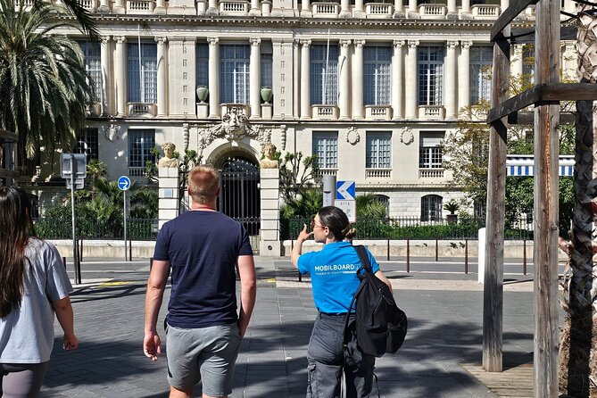 Nice walking tour: Old City and Castle Hill - A Baroque church with an unexpected twist