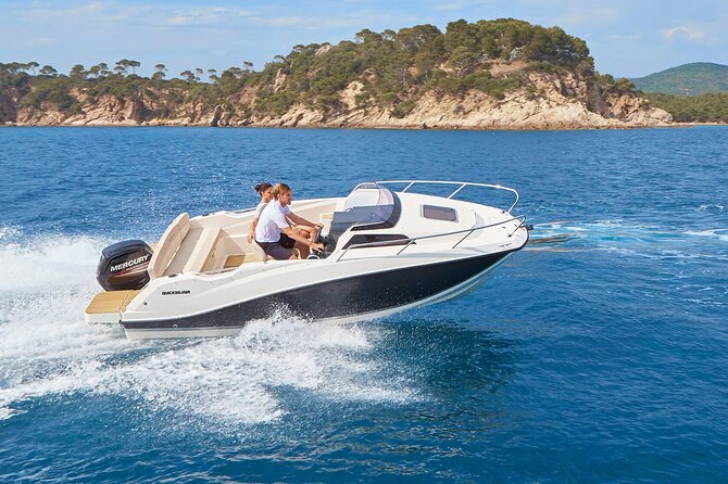 Private Boat Tour from Nice to Monaco, boat tour Nice - Èze from below the cliffs
