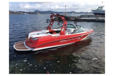 Private Boat Tour on Super Air Nautique 210