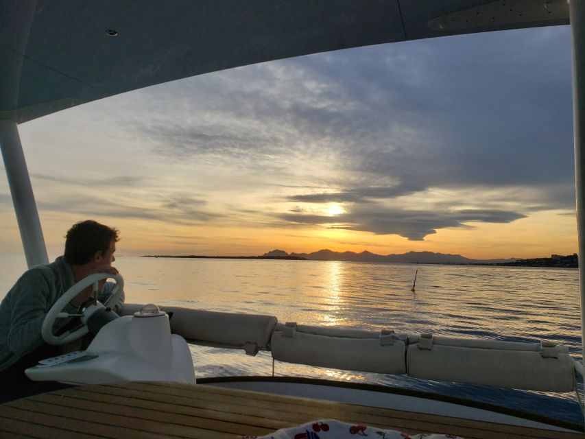 Private catamaran trip in the Bay of Juan les Pins at sunset - Following the Juan-les-Pins shoreline