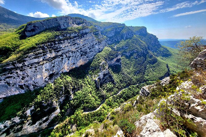 Private discovery of the hinterland of the Côte d'Azur - A full day beyond Nice