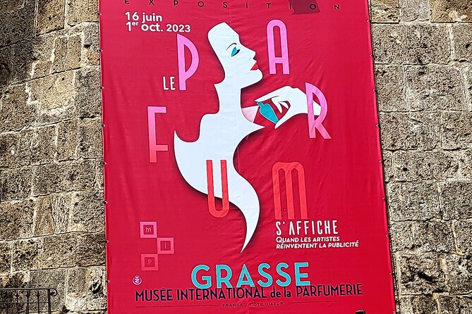 Private discovery of the hinterland of the Côte d'Azur - Comfort, pickup, and the pace of the day