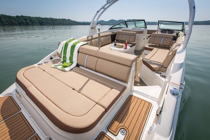 Private escape to discover Cannes & Lerins islands from the sea - Seeing Sainte-Marguerite and Fort Royal from the boat