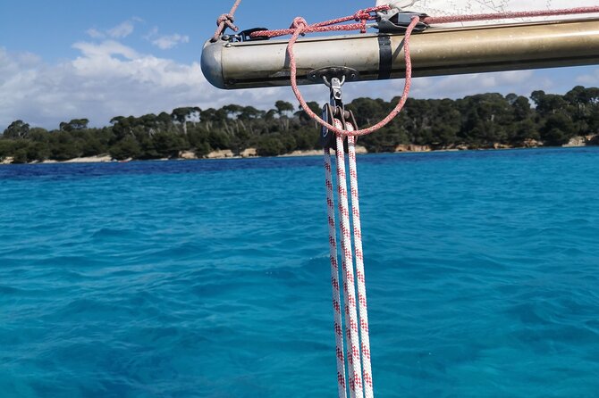 Private sailing excursion & Provencal picnic - From Cannes’ Old Port to the Lerins Islands