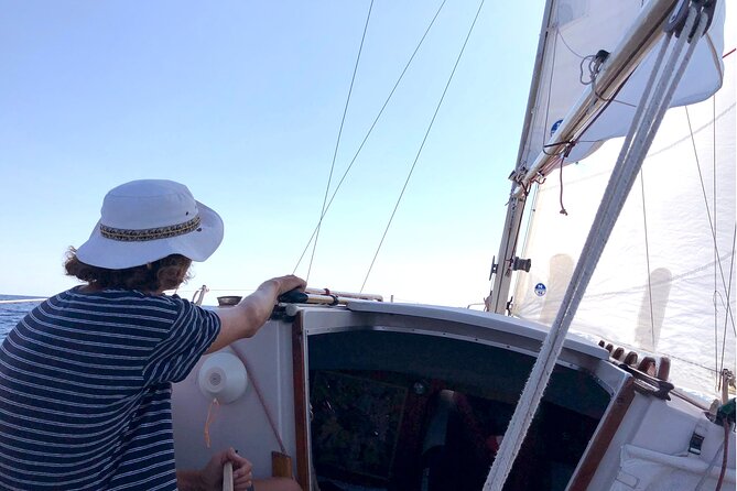 Private sailing excursion & Provencal picnic - Sainte-Marguerite Island and the Lerins Waters