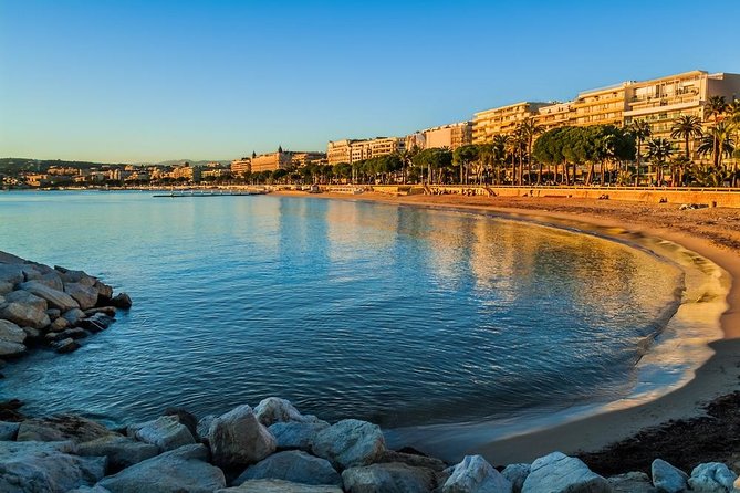 Private Tour . - Starting in Nice with hotel pickup