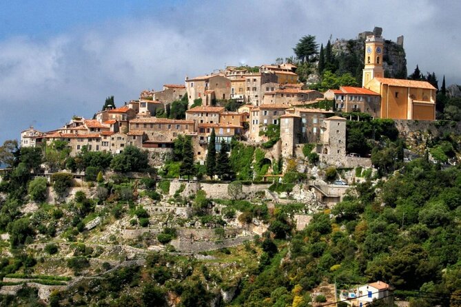 PRIVATE TOUR: departure of cruises: Eze, Monaco, Monte Carlo - Mont Boron has the first big views