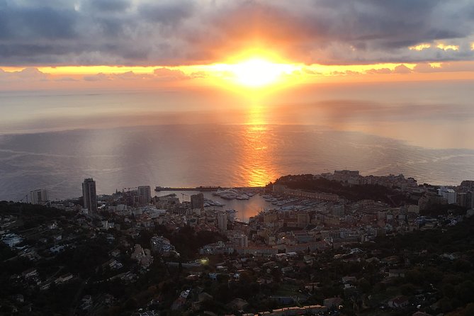 Private tour on the French Riviera with comfortable minivan.MONACO NICE ST PAUL - Eze: a medieval village above the sea
