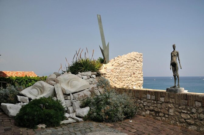 Provence Sea & Countryside Full-Day Private Tour - Cannes begins with film history and the Croisette