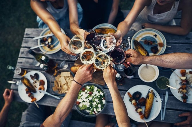 Roséwinetasting Parties or Workshops with a WineEducator at your place - A good fit for birthdays, brunches, and wedding events