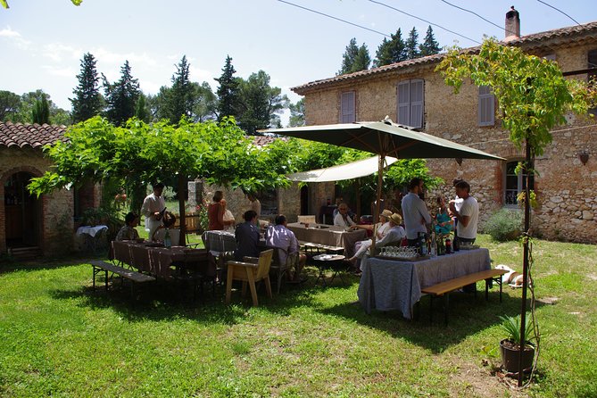 Roséwinetasting Parties or Workshops with a WineEducator at your place - The setting changes the experience