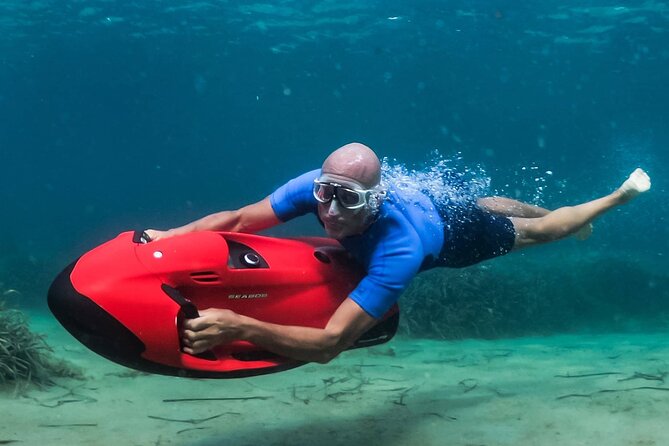 Session of 30 minutes of Unique Sensations in Underwater Scooter - A Seabob ride unlike a standard jet ski