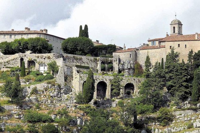 Small Group Full-Day Trip to Medieval French Riviera Villages from Nice - Grasse and the Fragonard perfume visit