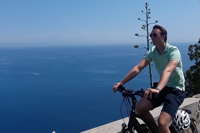 The Essentials of Nice 3h E-Bike Tour - Getting Oriented at the Old Town