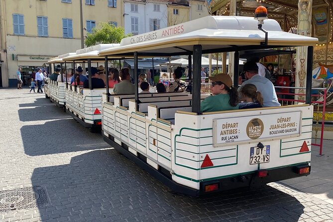 The Little Train of Antibes Juan-les-Pins - How much commentary will you hear?