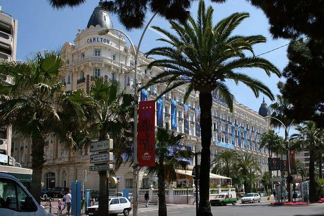 The very best of French Riviera in one day – Cannes, Antibes, Nice, Eze, Monaco - Antibes: ramparts and yachts at Port Vauban