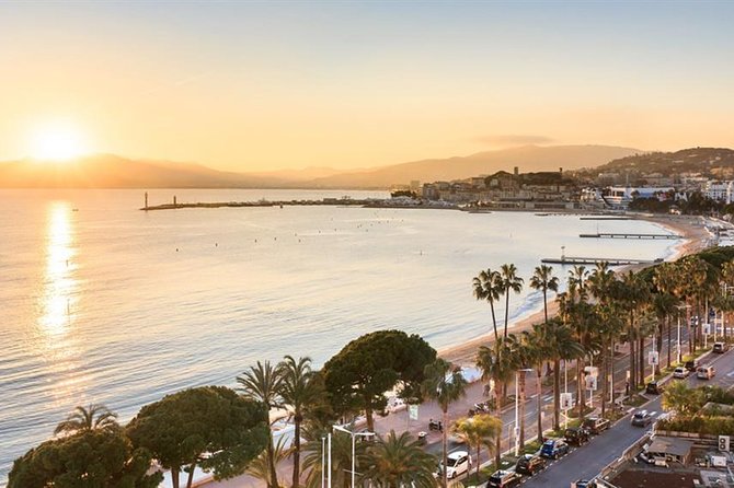 Transfer - Nice Airport> Cannes - From the arrivals hall to the car park