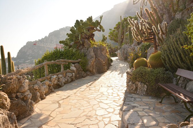 Unique Heritage of Monaco - Walking Tour - Walking through Monaco’s public art and city views