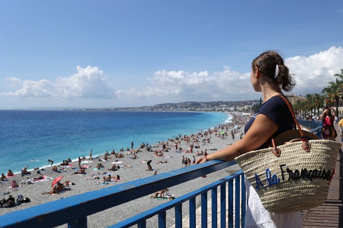 Walking & Driving morning tour of Nice - One hour around Nice by air-conditioned minibus