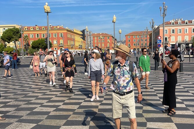 Walking tour of Nice, the old town & the Coline du Château - Cours Saleya and the Flower Market